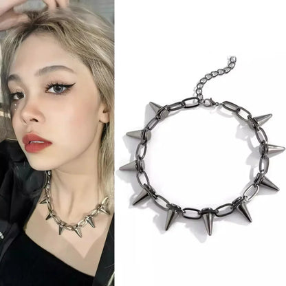 Fashion Punk Spike Choker Necklace – Goth Rivet Metal Chain Collar for Unisex Rock & Nightclub Jewelry