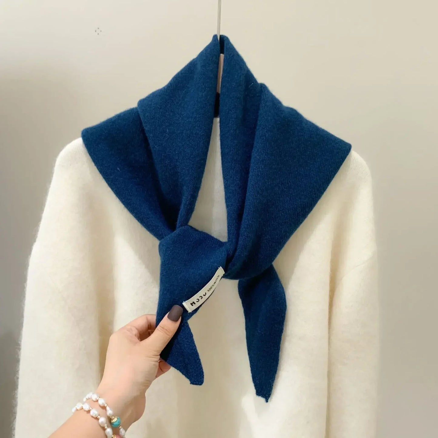 Women’s Wool Triangle Scarf – British Korean Knitted Headscarf & Warm Multi-Functional Wrap