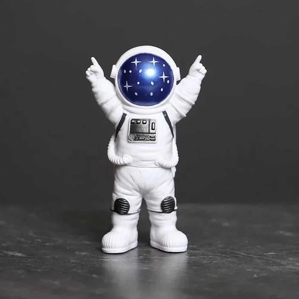 4-Piece Astronaut Figurine Set – Spaceman Statue Sculpture Educational Toy & Desktop Home Decoration Gift for Kids