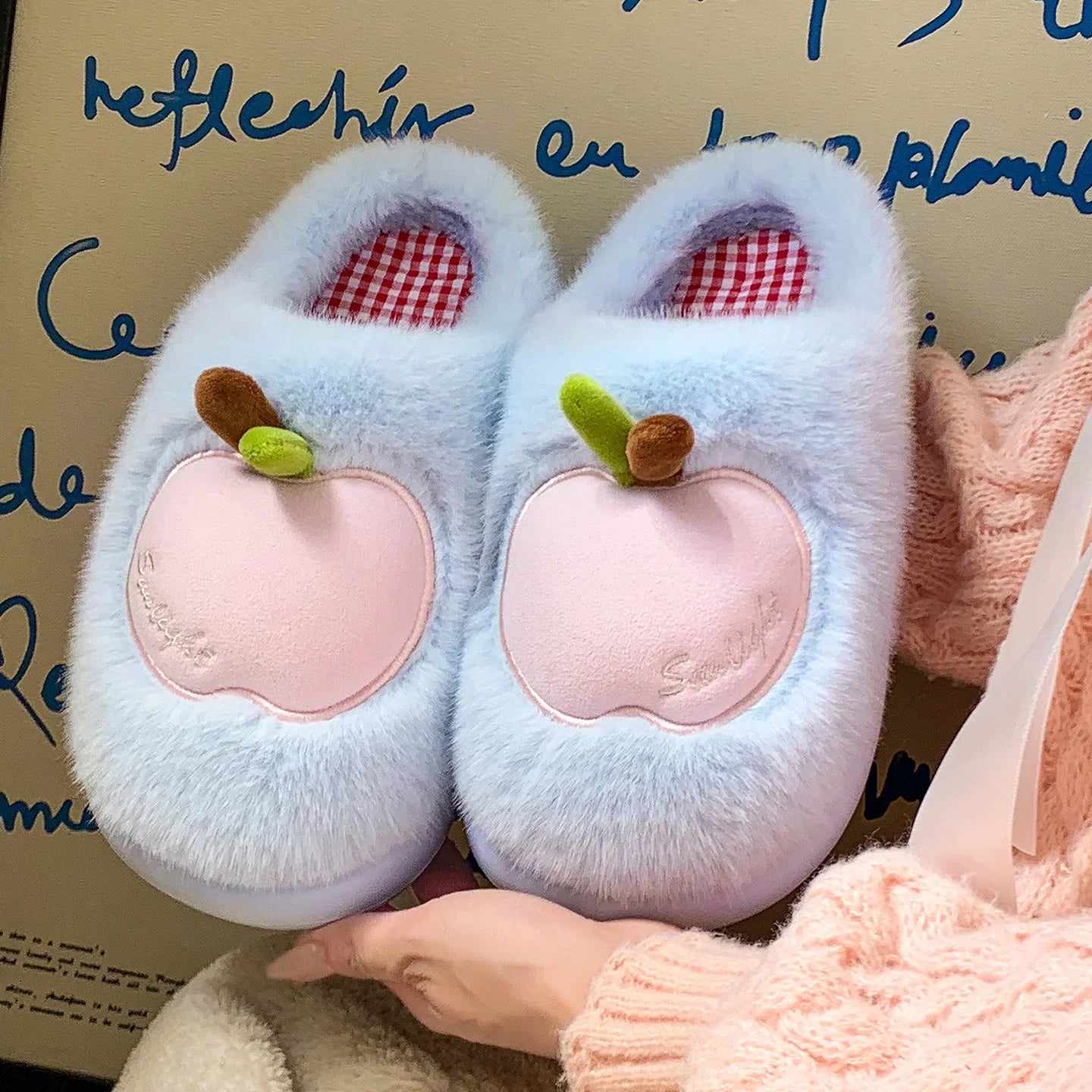TZLDN Cartoon Plush Slippers – 3D Apple Faux Fur Indoor Slippers for Couples, Warm Winter Cotton Shoes for Women & Men
