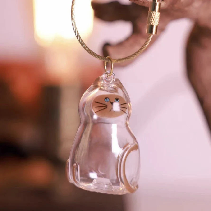 Ginger Cat Keychain Pendant – Siamese Calico Backpack Charm, Hair Storage Box Hanging Pet Grooming Travel Accessory