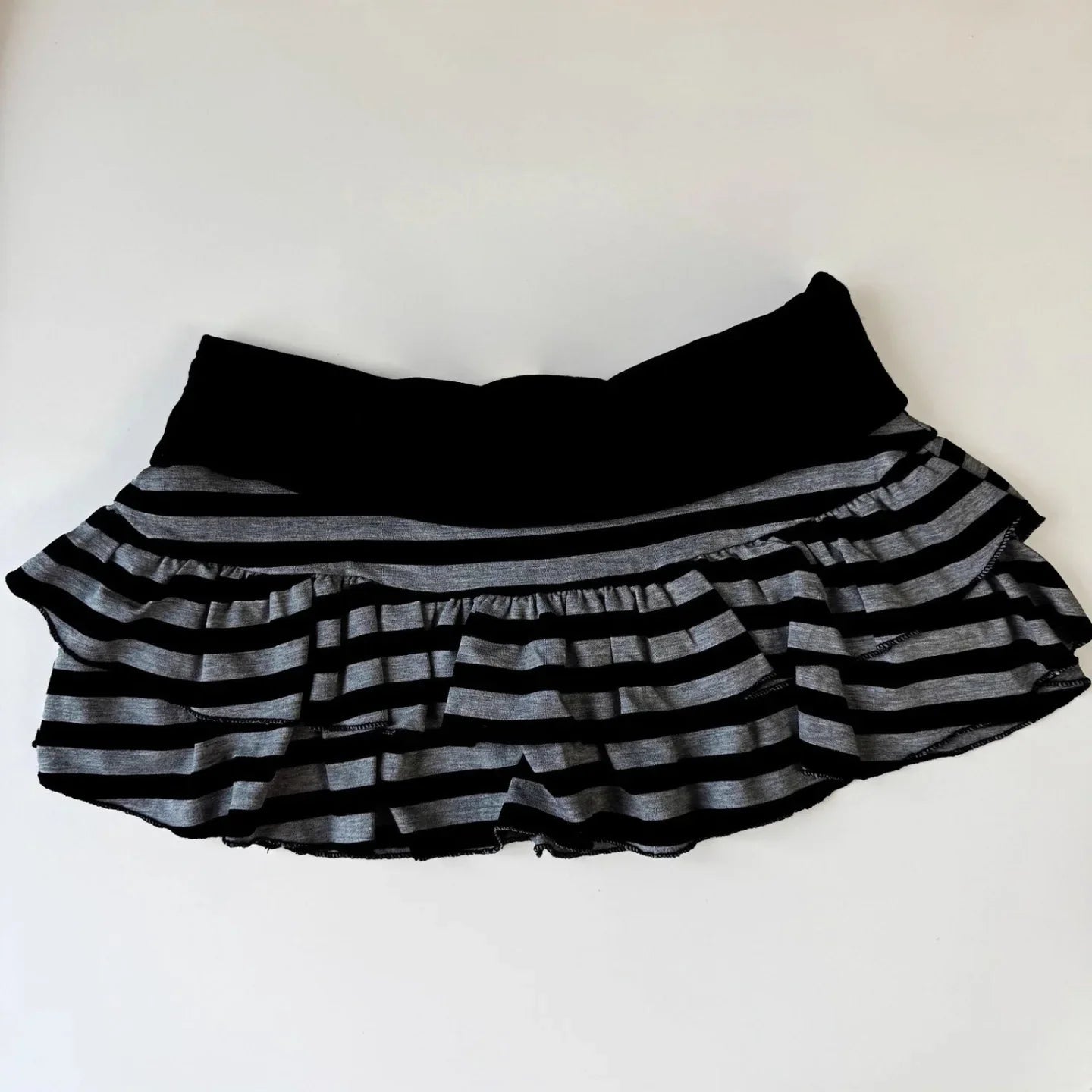 Women’s Y2K Striped Mini Skirt - Color Block A-Line Street Style Fashion Skirt
