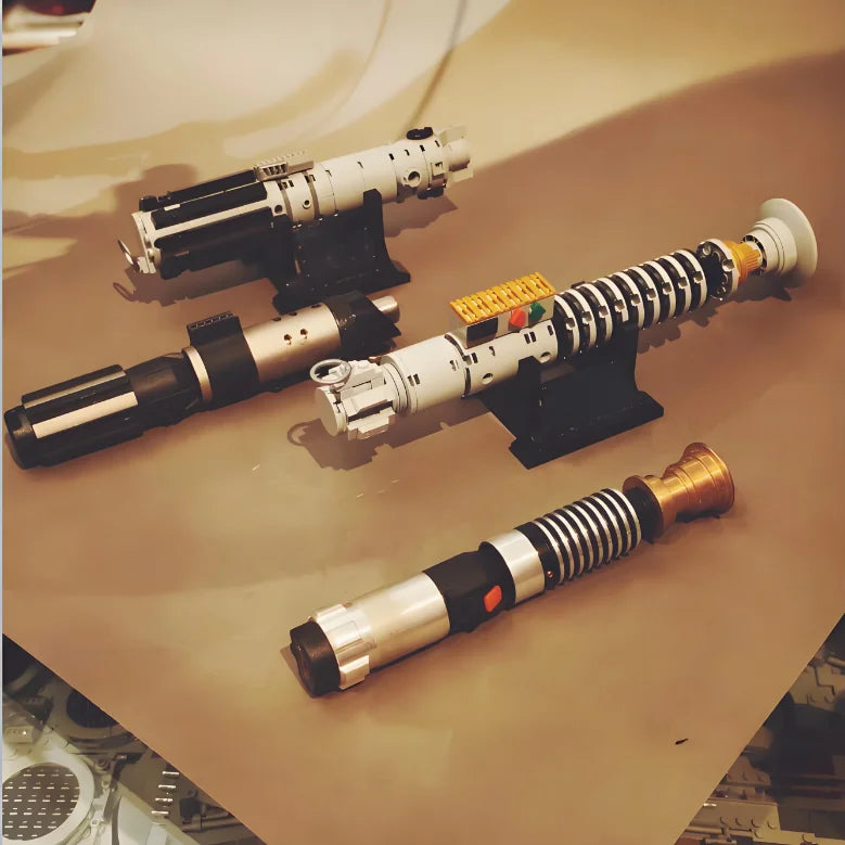 147pcs MOC-40730 Luke Skywalker's Lightsaber Model - Space Wars DIY Building Blocks Set for Kids & Adults, Perfect Gift