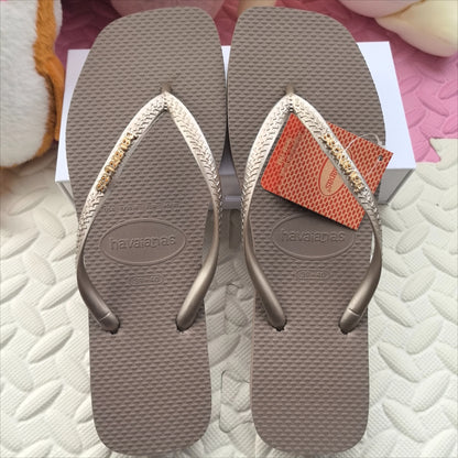2026 Rubber Flip Flops - Soft Comfortable Anti-Slip Travel Slippers for Indoor and Outdoor Wear