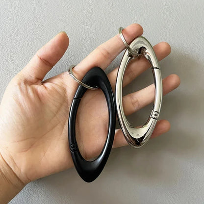 Y2K Punk Star Carabiner Keychain - Gothic Axe-Shaped Car Key Ring Backpack Fashion Decor