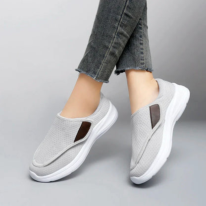 Orthopedic Wide Fit Women’s Sneakers – Soft Comfortable Diabetic Walking Shoes for Swollen Feet & Thumb Correction Support