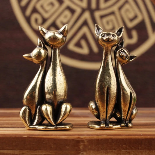 Vintage Brass Couple Cat Sculpture - Intertwined Loving Cat Statue for Home, Office & Desktop Decoration