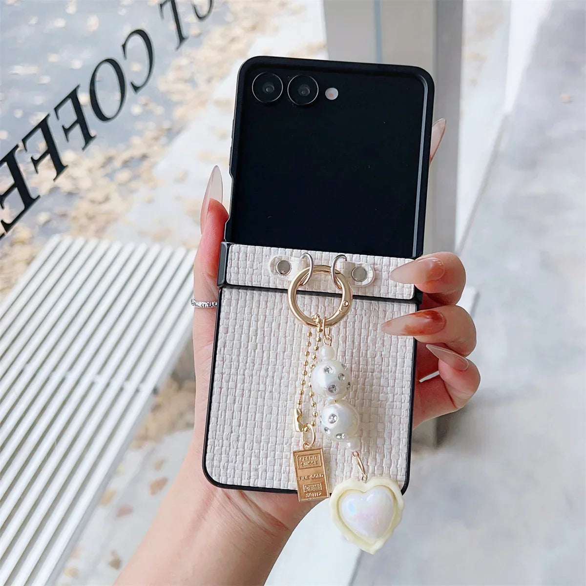 Weaving Leather Heart Pendant Phone Case for Samsung Galaxy Z Flip 7 / 6 / 5 / 4 – Hinge Protection Cover for Z Flip FE Flip6 Flip5 Fashion Protective Case