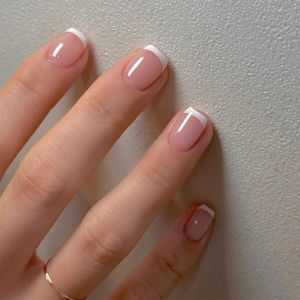 24Pcs Square Press On Nails - Nude White Gradient French False Nail Tips with Full Cover Short Design