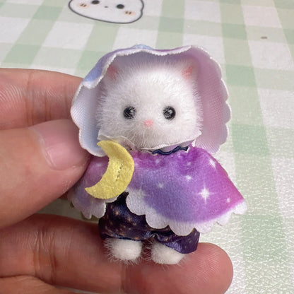 Sylvanian Families Blind Keychain Accessories – Original Mini Figures & Kids’ Toy Kitchen Set